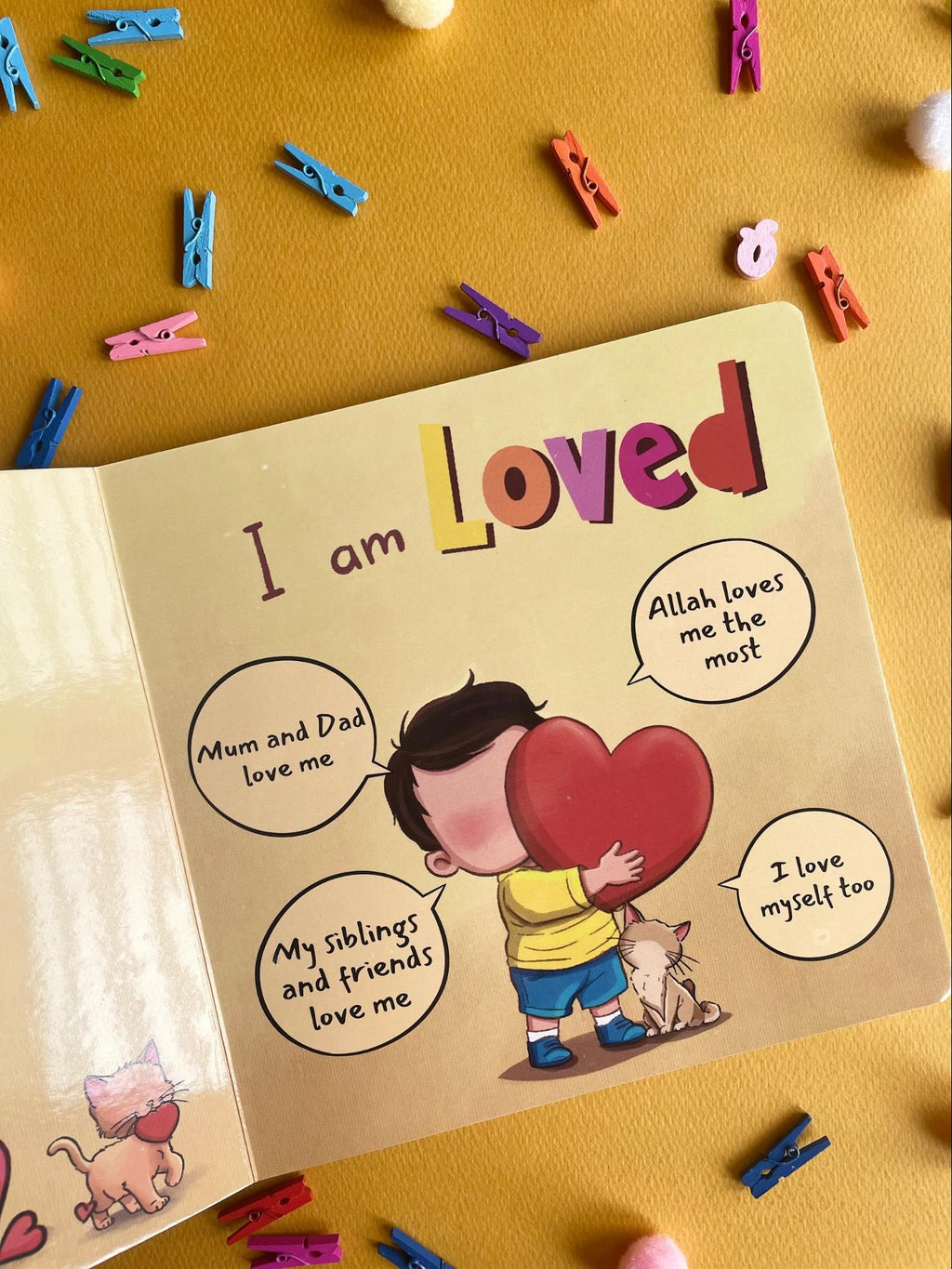 I Am – My First Book of Positive Affirmations (Mirror Book)
