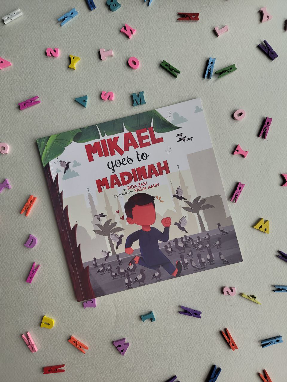 Mikael goes to Madinah